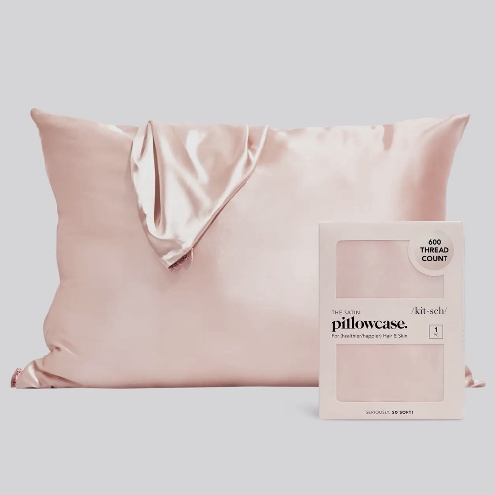 NIB Kitsch Satin Pillowcase- Blush